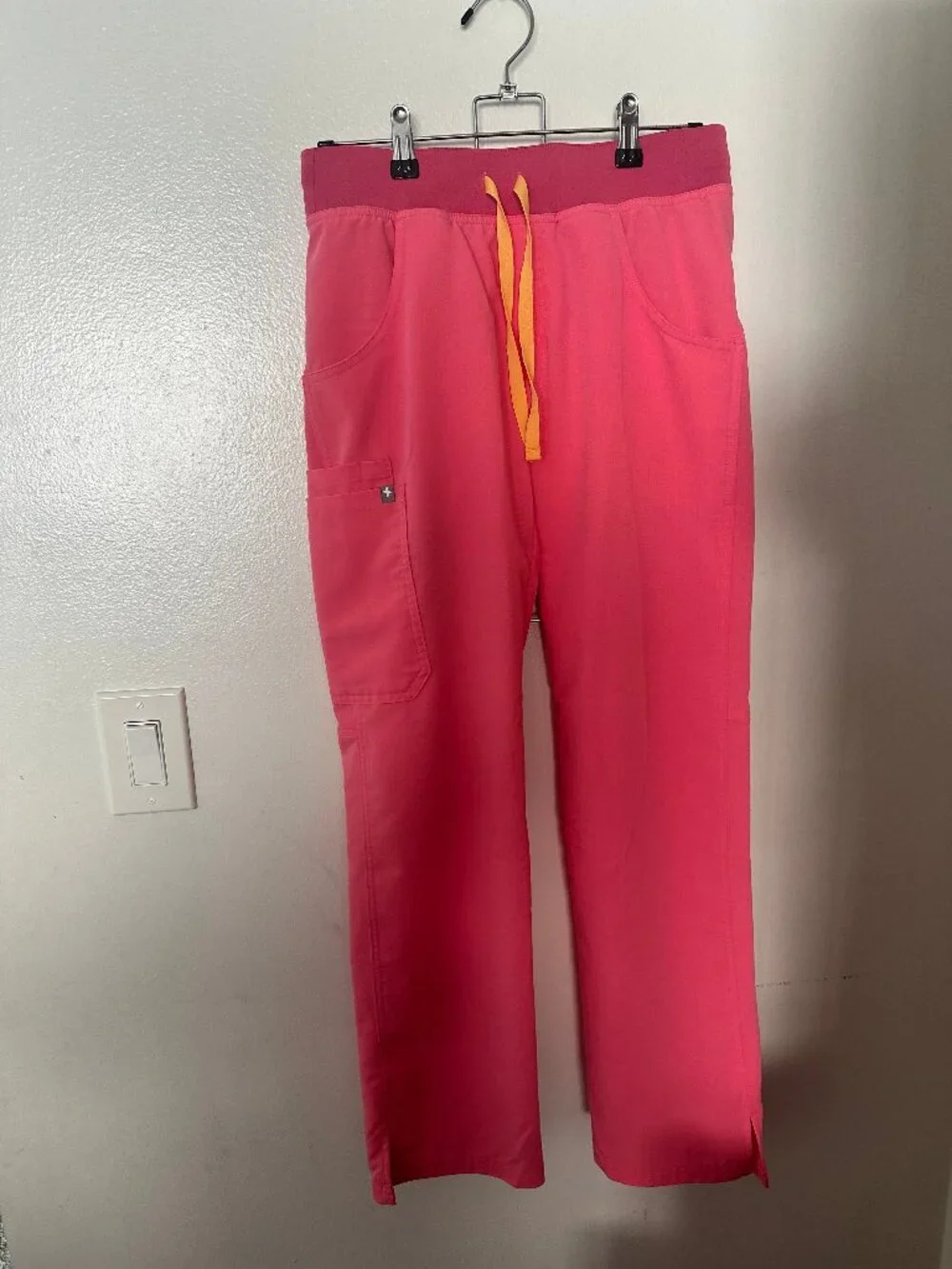 FIGS Scrub Set Neon Pink - Catarina Top & Kade Cargo Pants PO# 1603 - Size XS